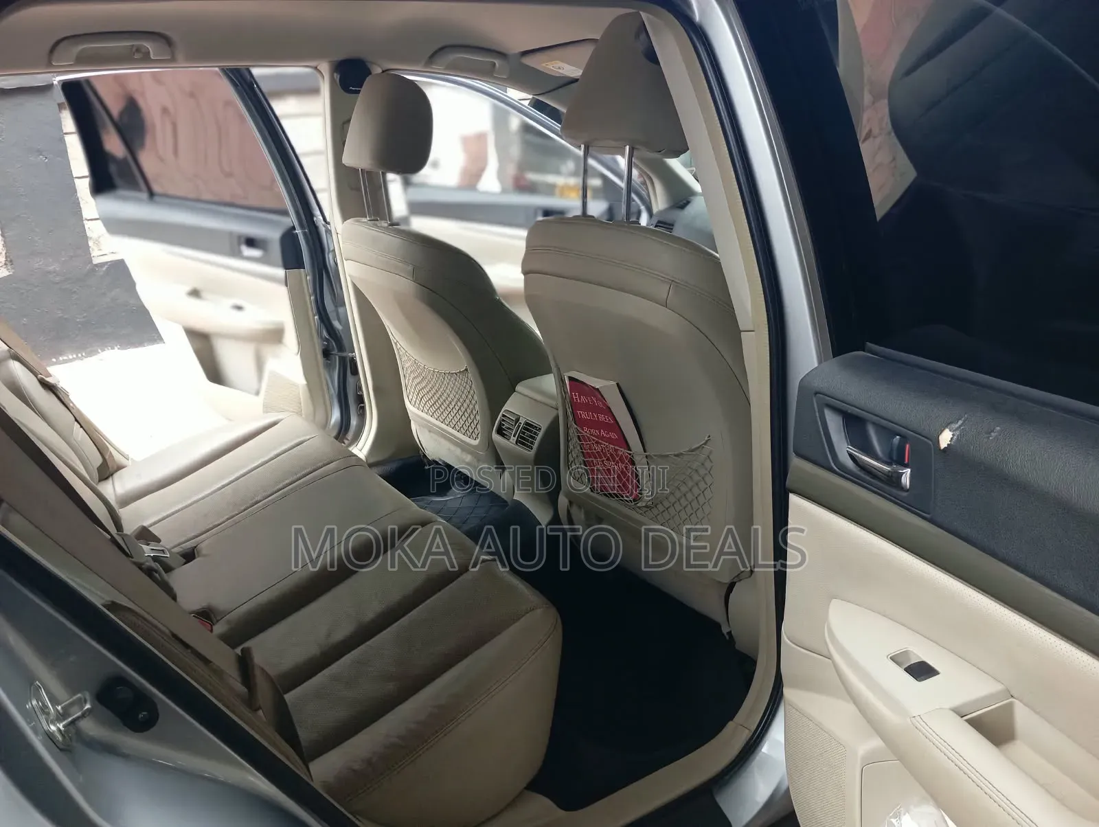 Subaru Outback 2.5i 2011 Silver