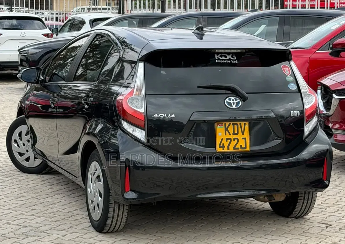 Toyota Aqua 2018 Matt Black