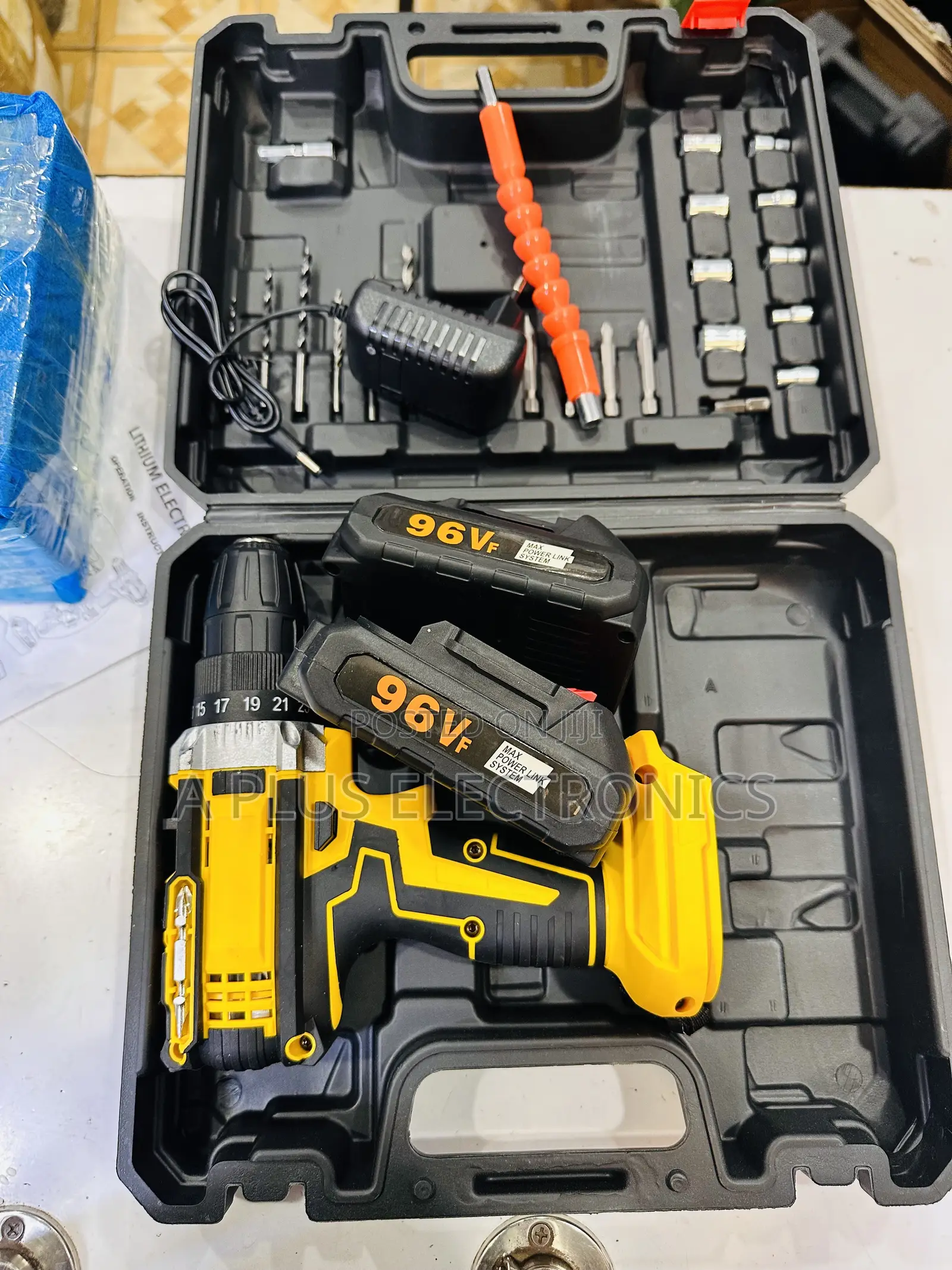 26pc Hand Drill Screw Set (With 2 Rechargeable Batteries) – Complete