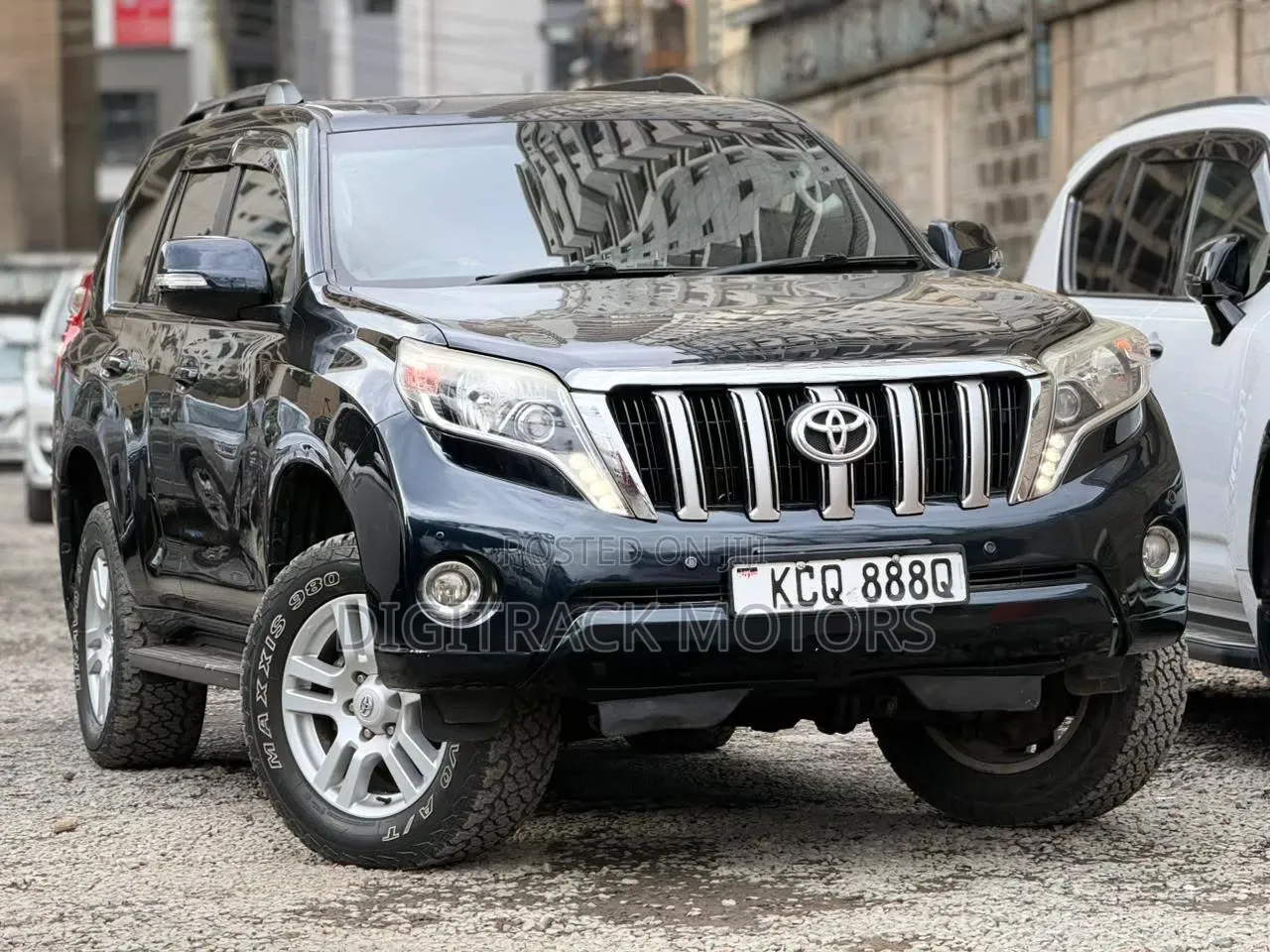 Toyota Land Cruiser 2011 Black