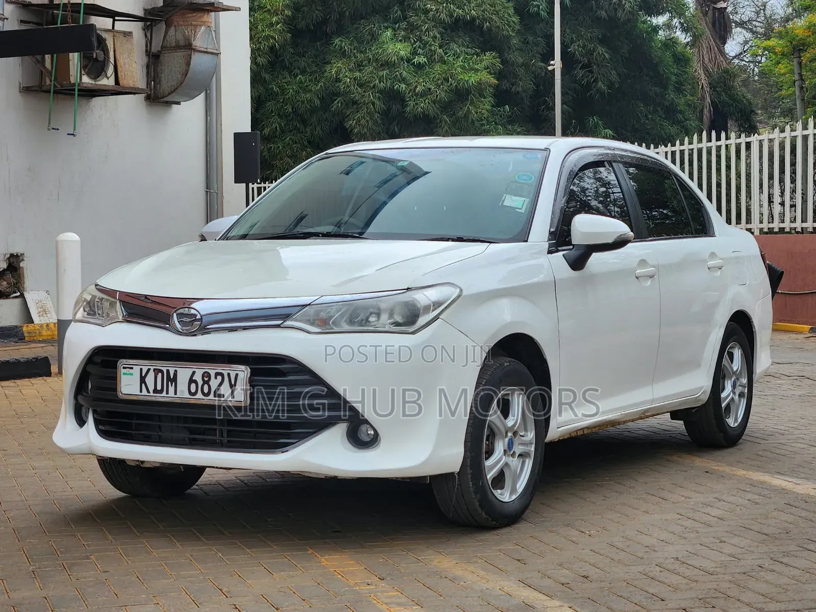 Toyota Axio 2016 Pearl