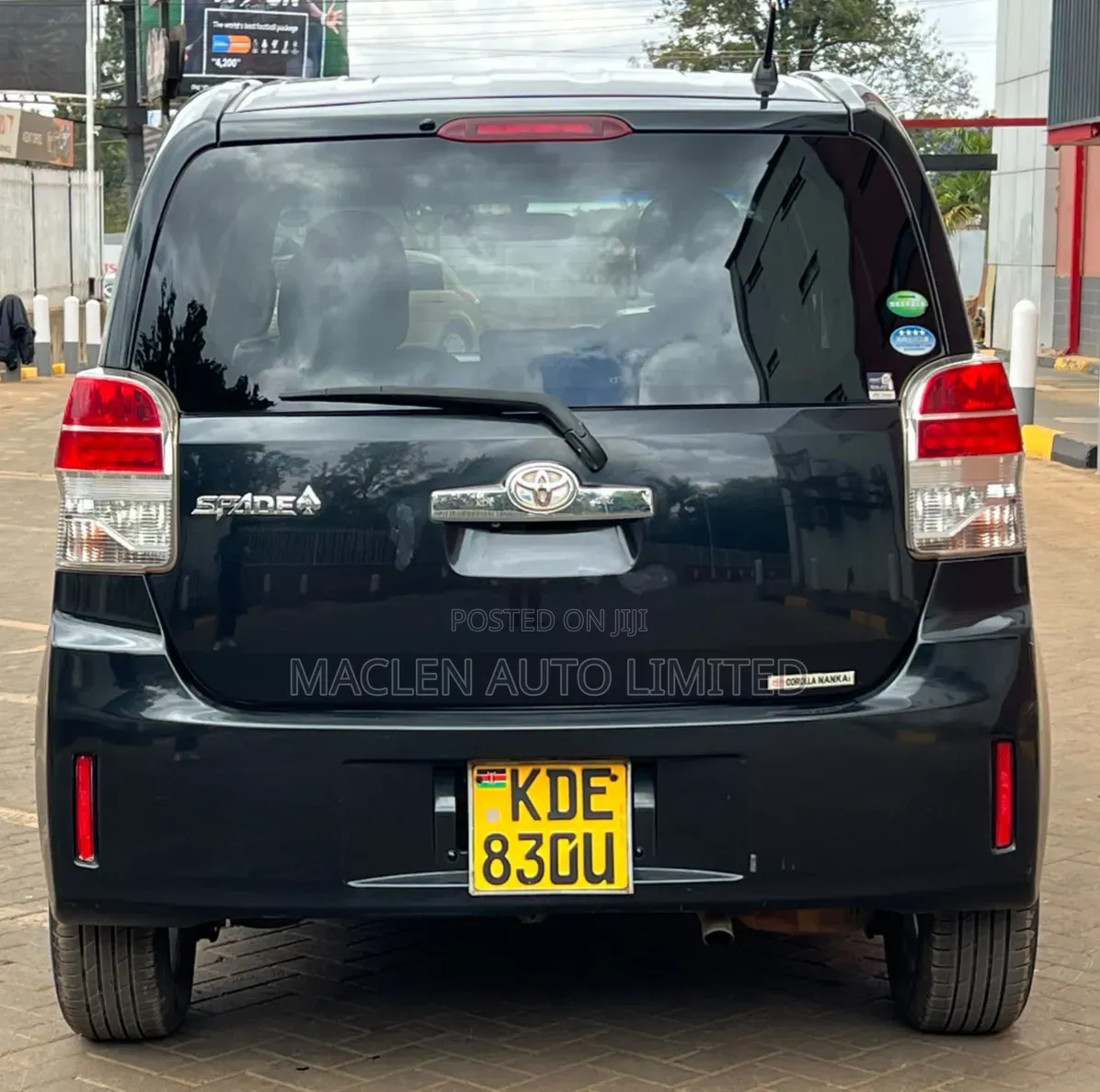 Toyota Spade 2015 Black