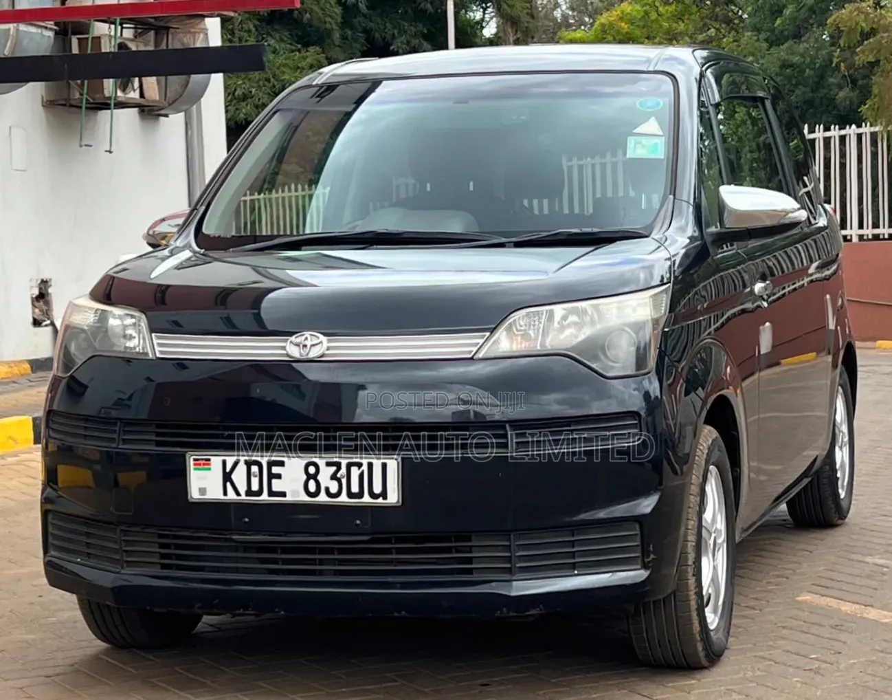 Toyota Spade 2015 Black