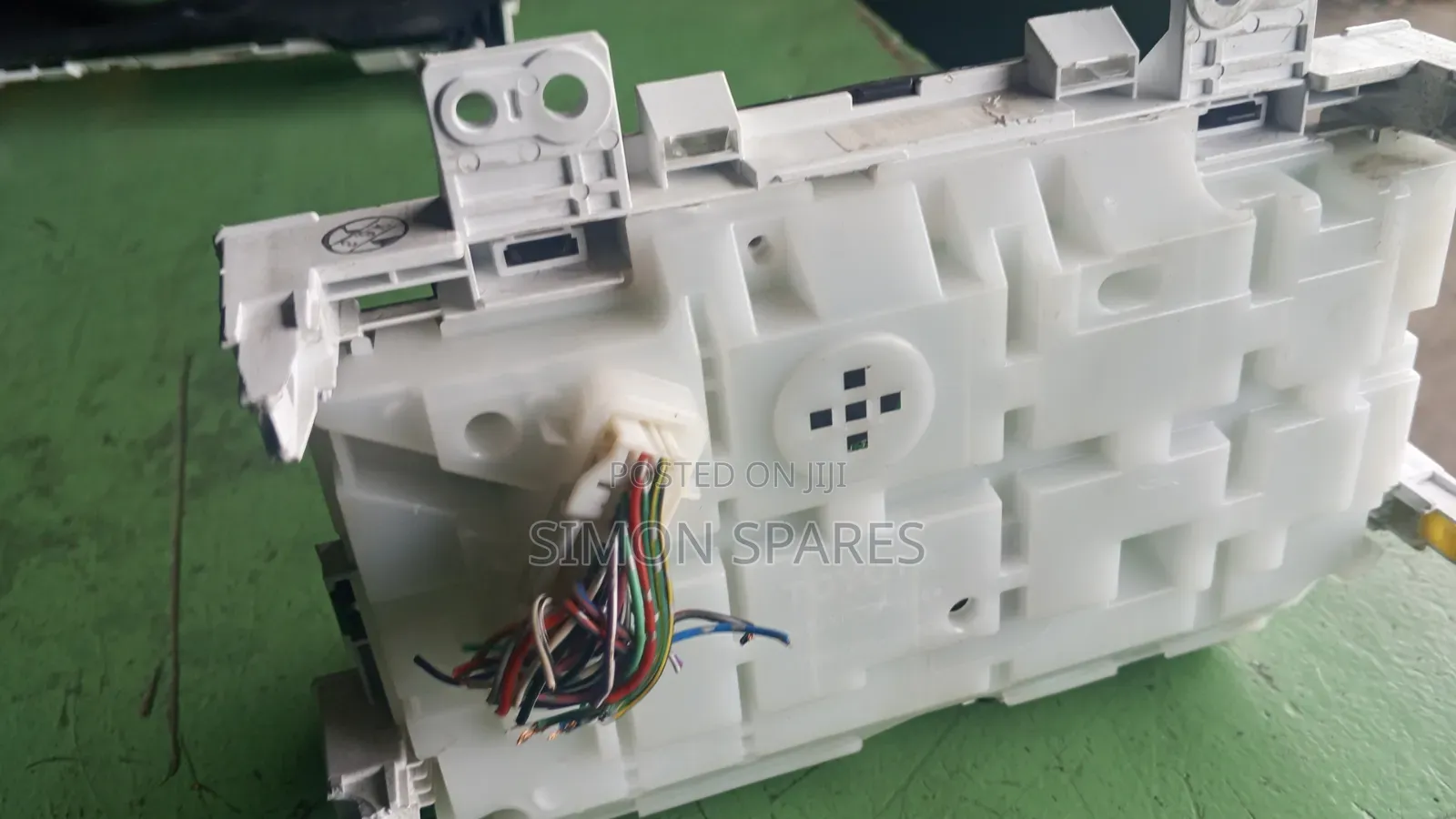 Toyota Passo DBA-KGC30 Speedometer