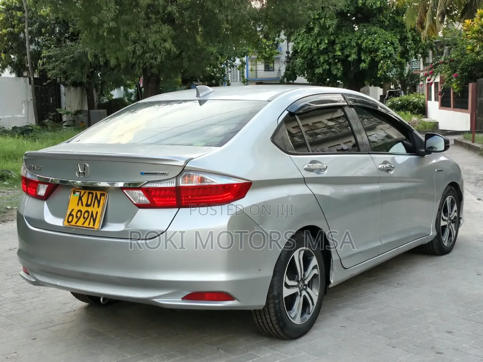 Honda Grace 2016 Silver