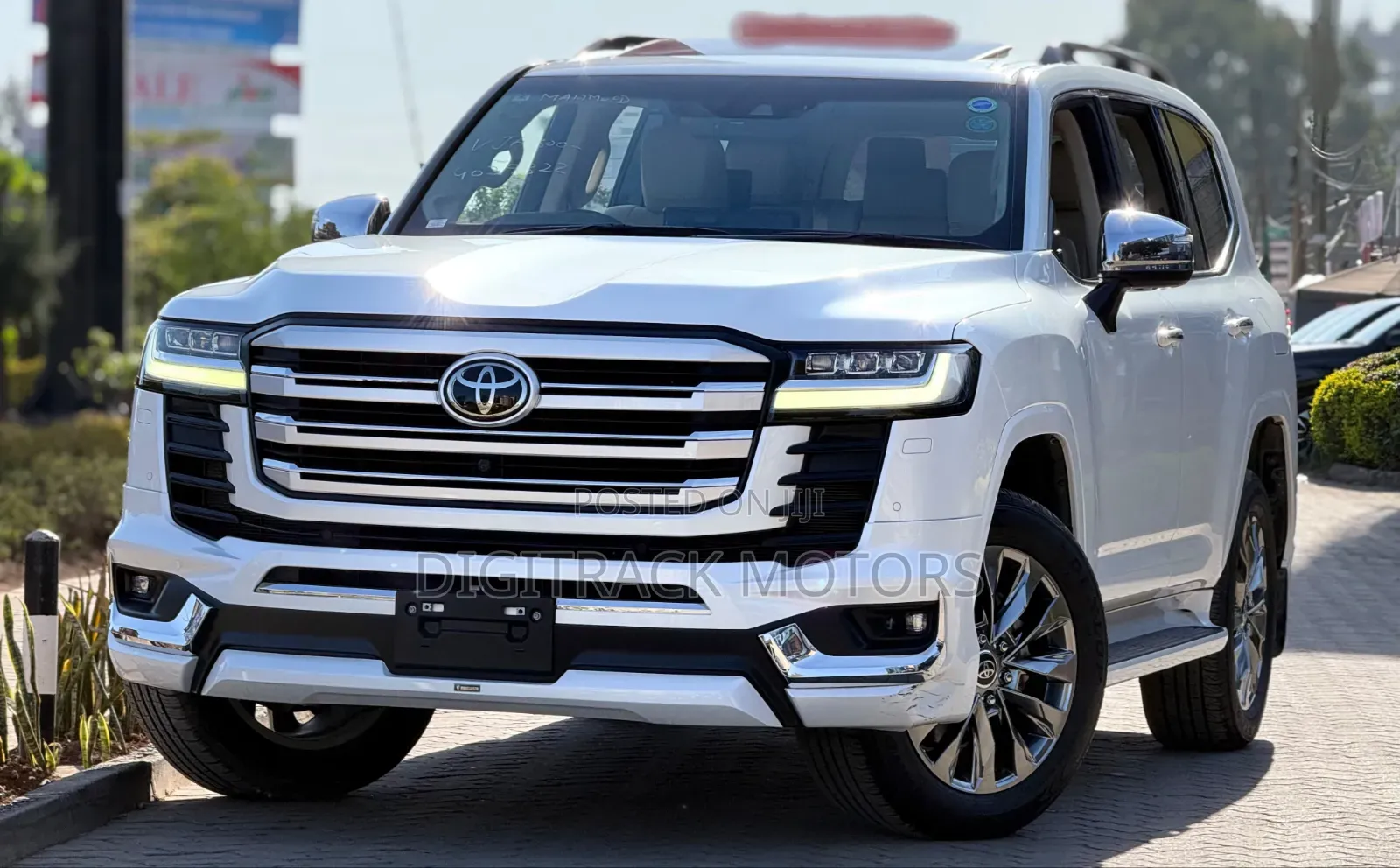 Toyota Land Cruiser 2022 White