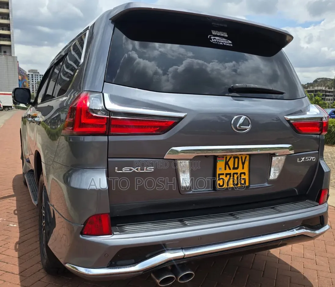 Lexus LX 2016