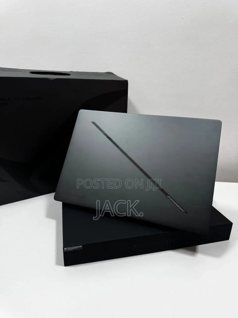 Laptop Asus ROG Zephyrus G16 16GB Intel Core i9 SSD 1T