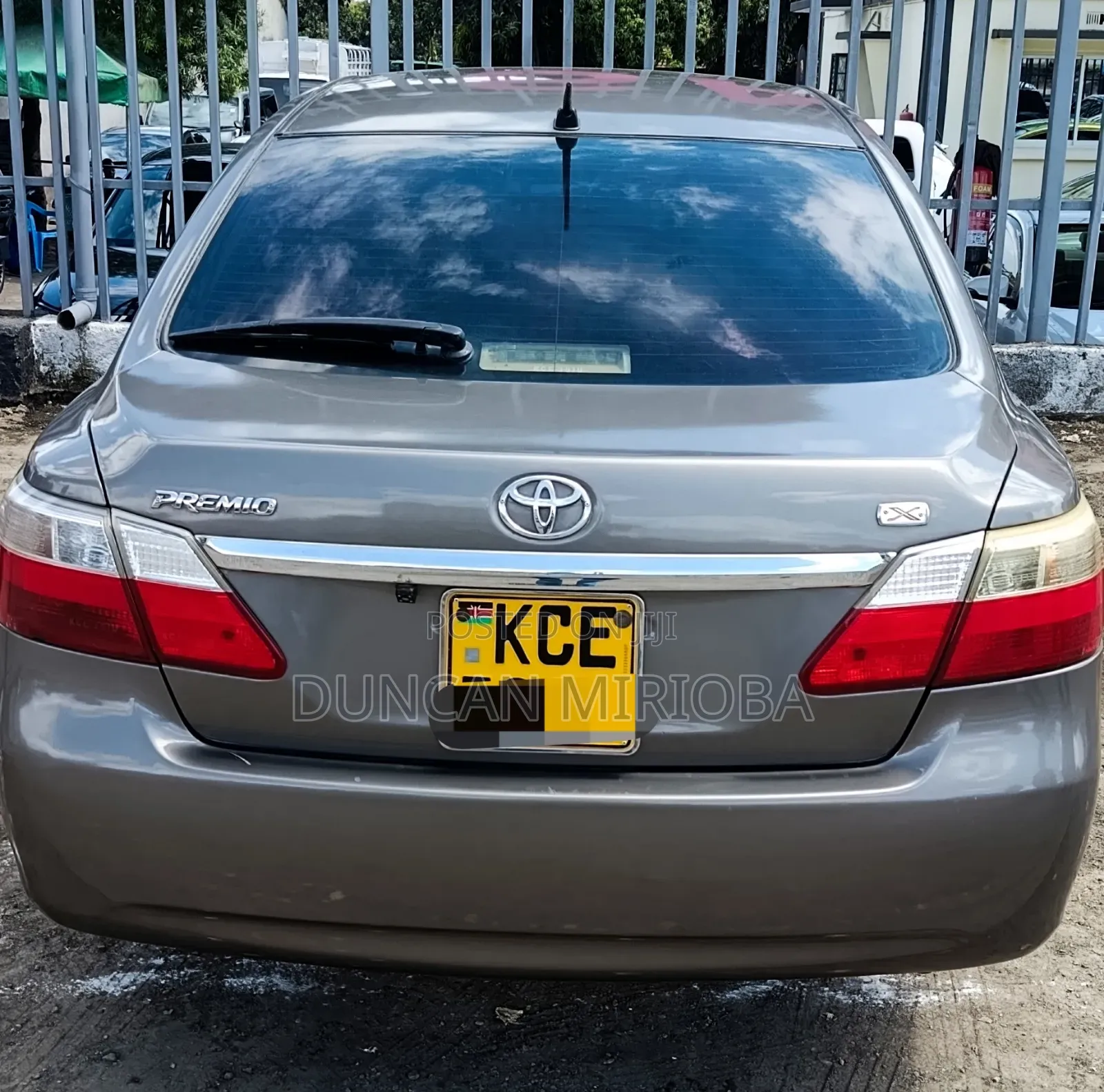 Toyota Premio 2009