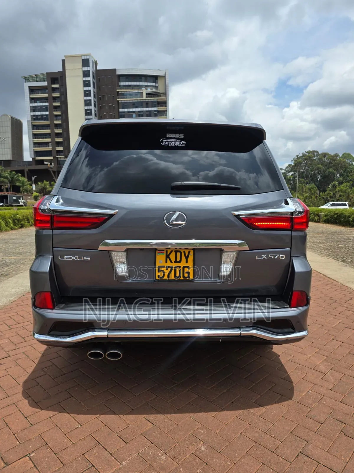 Lexus LX 570 AWD 2016 Gray