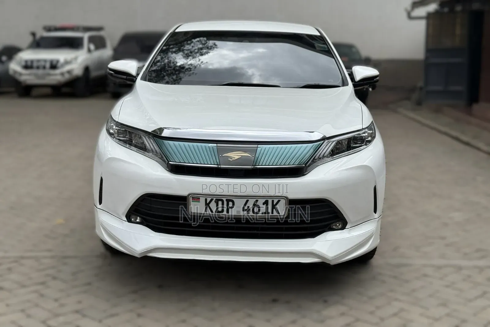 Toyota Harrier 2.0 2018 White