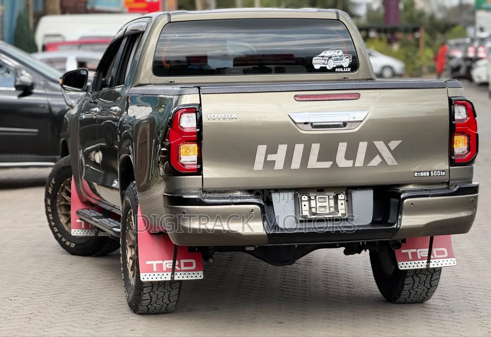 Toyota Hilux 2023 Green
