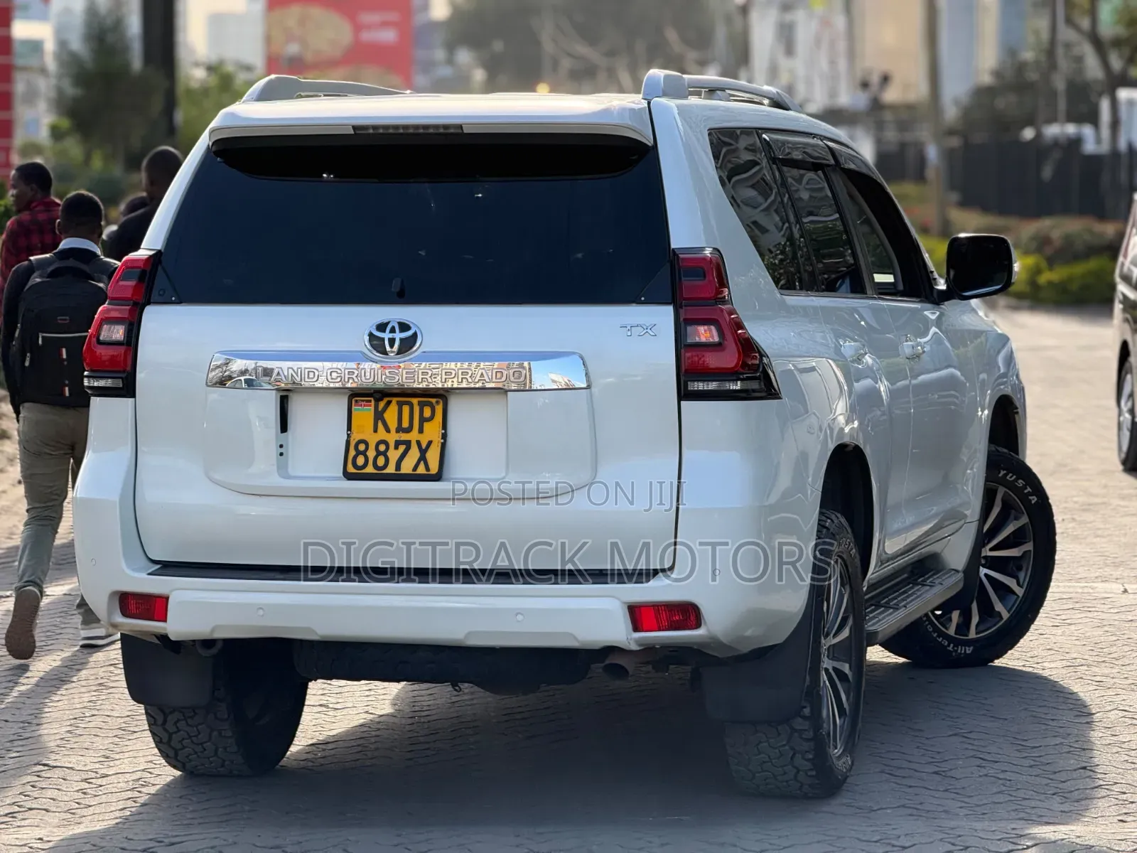 Toyota Land Cruiser 2019 White