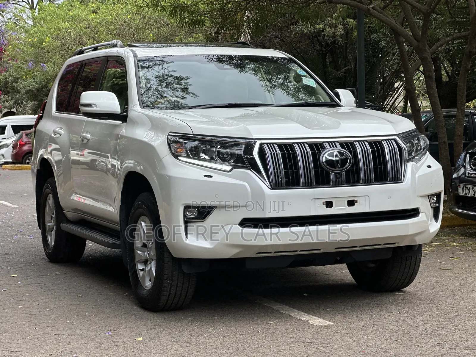 Toyota Land Cruiser Prado 2.8 2022 White