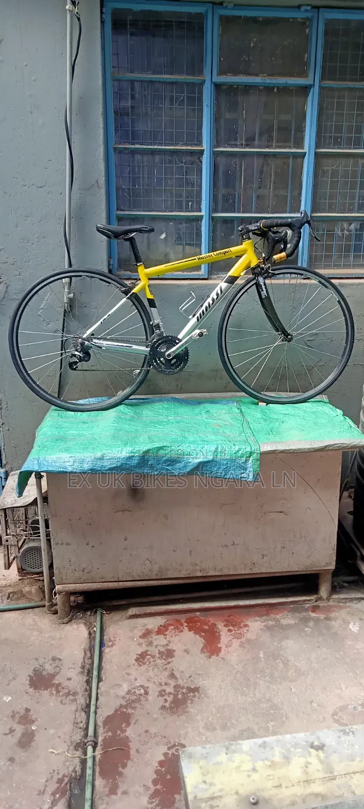 Ex UK Massi Master Compact Roadbike, Speed 10*3,carbon Fork