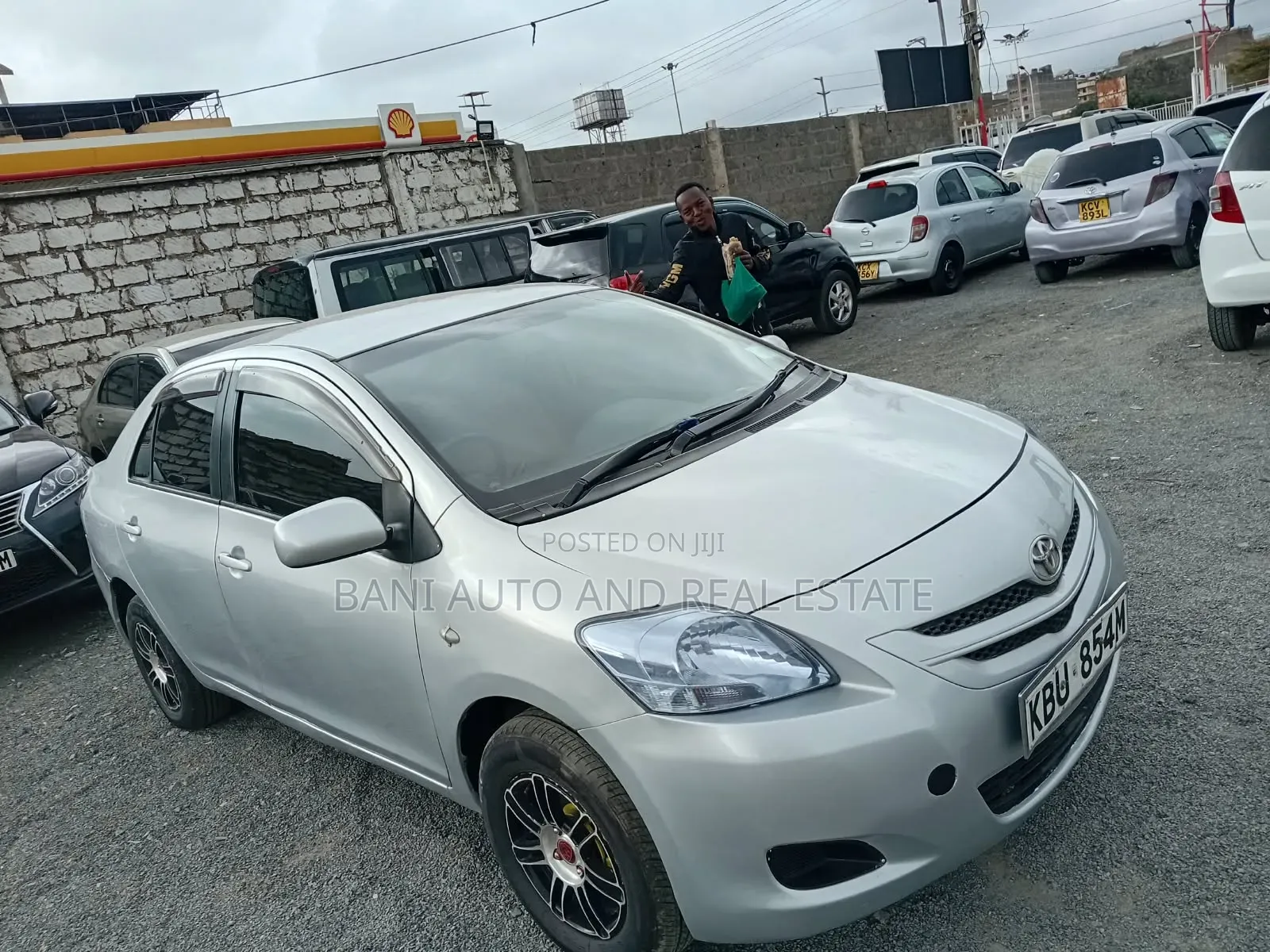 Toyota Belta 2007 Gray