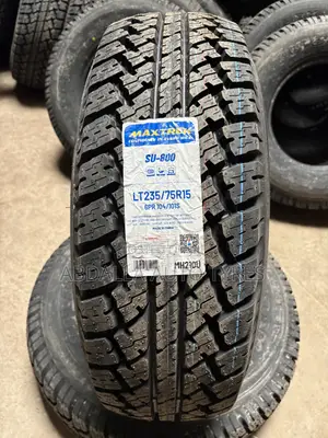 235/75r15C Maxtrek Tyre