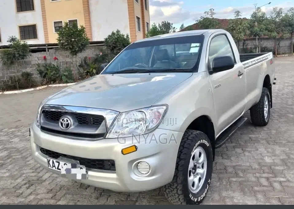 Toyota Hilux 2.5 Cab 2005 Silver