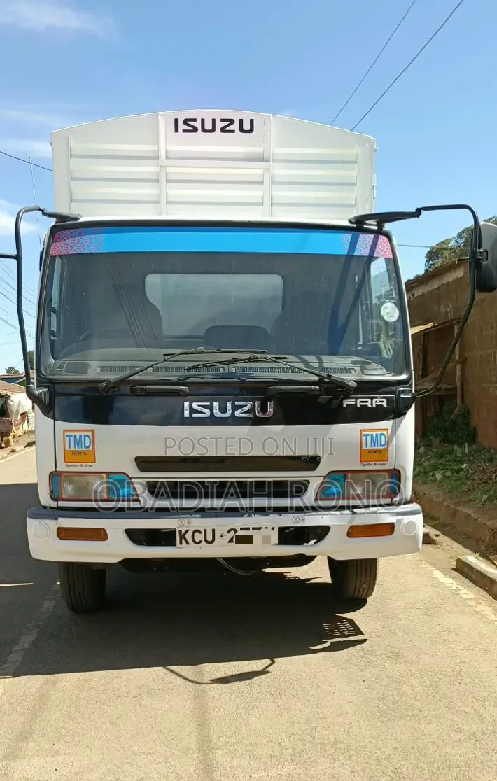 Isuzu FRR 2018 White