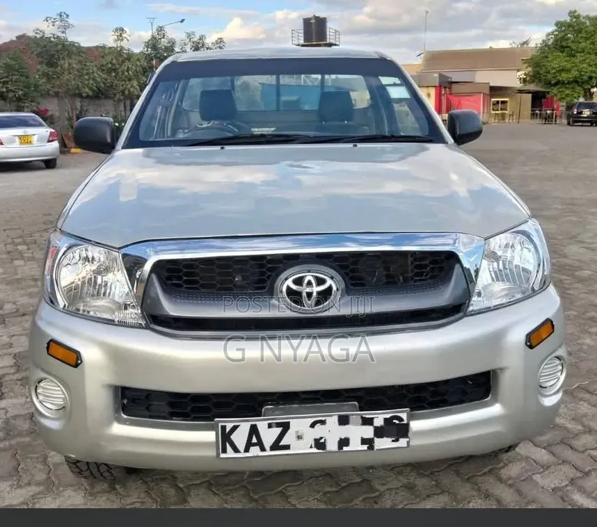 Toyota Hilux 2.5 Cab 2005 Silver