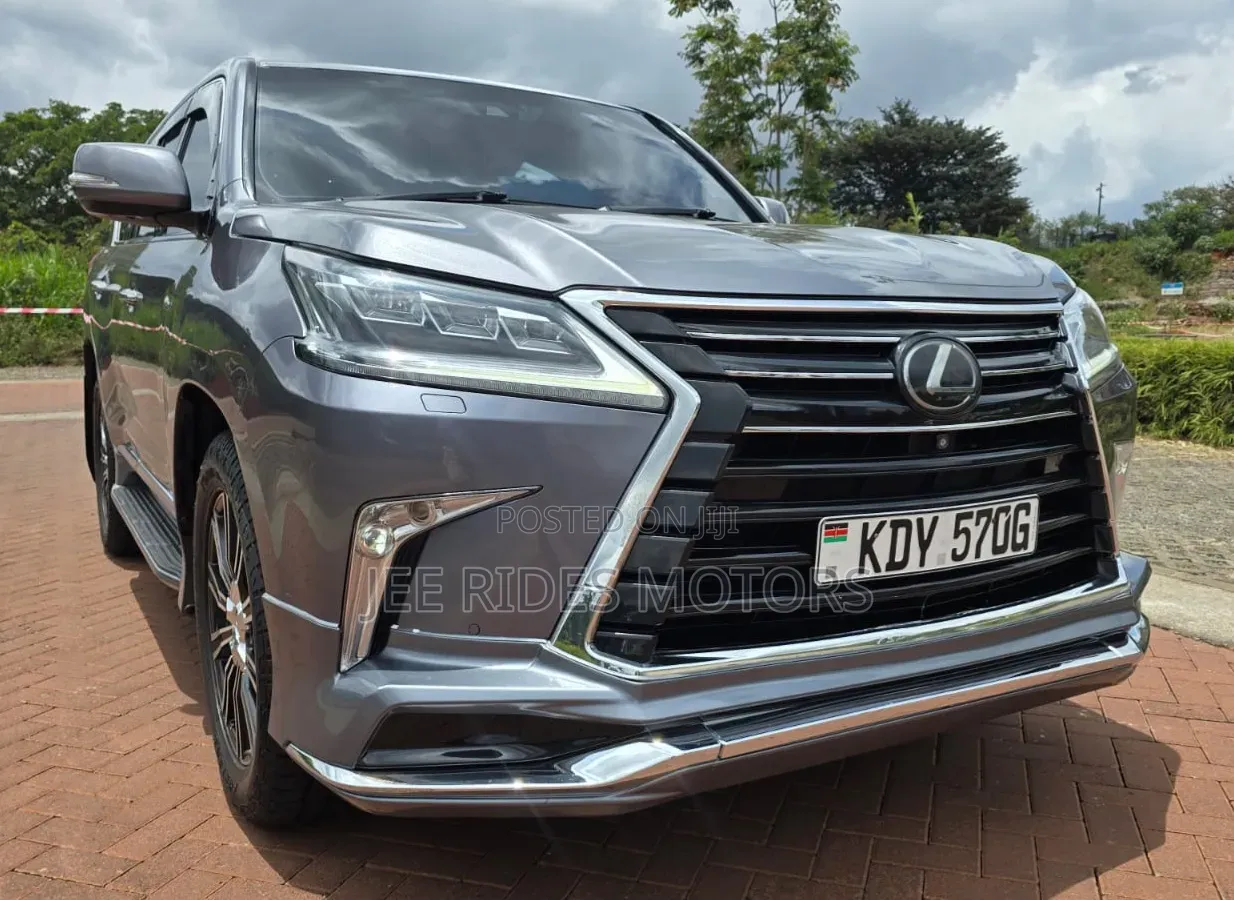 Lexus LX 2016 Gray
