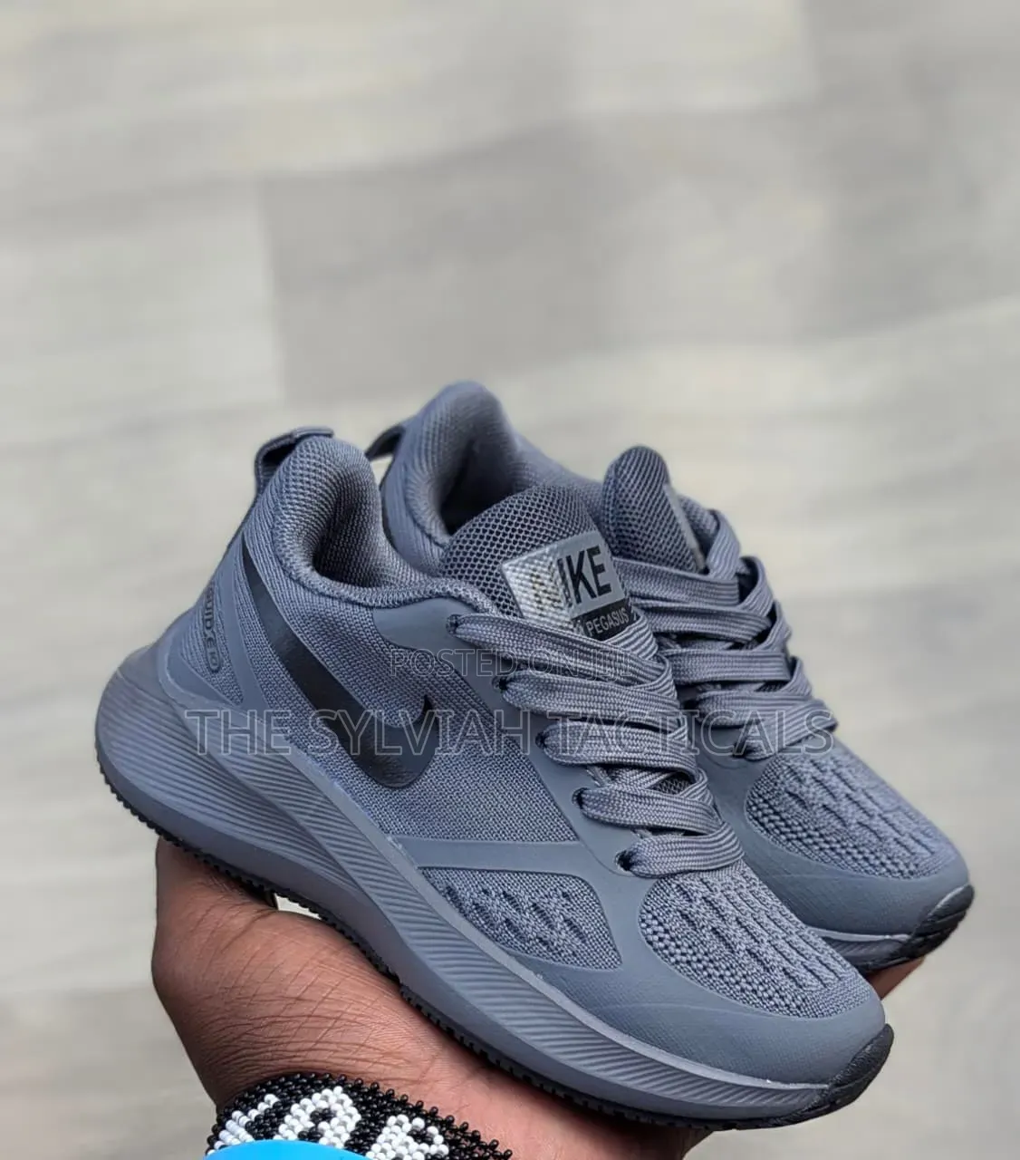 Original Legit Unisex Kids Nike Zoom Sneakers
