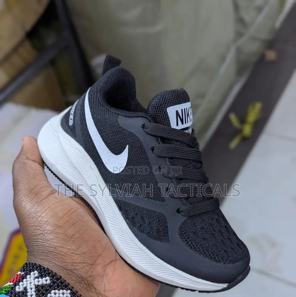 Original Legit Unisex Kids Nike Zoom Sneakers