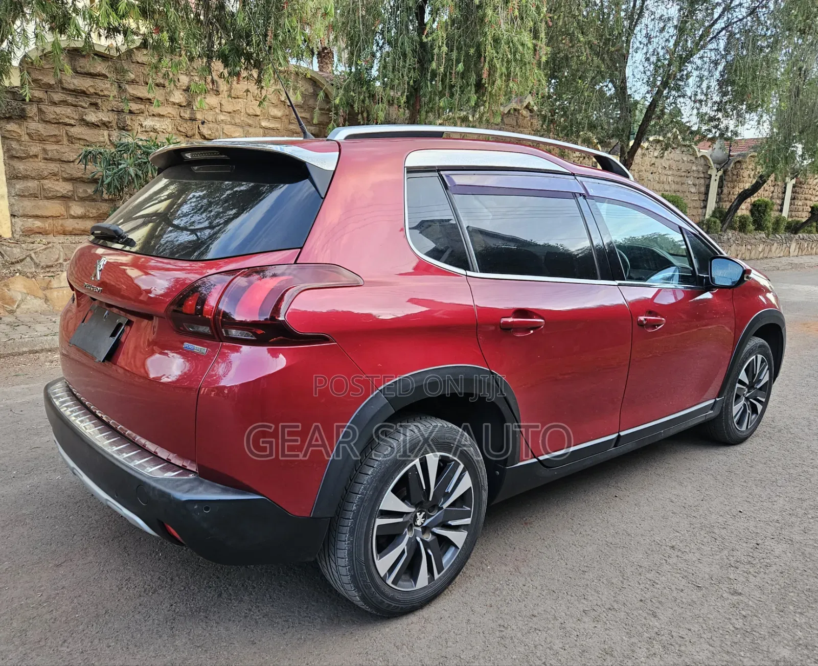 Peugeot 2008 1.2 PureTech (130 Hp) 2017 Red