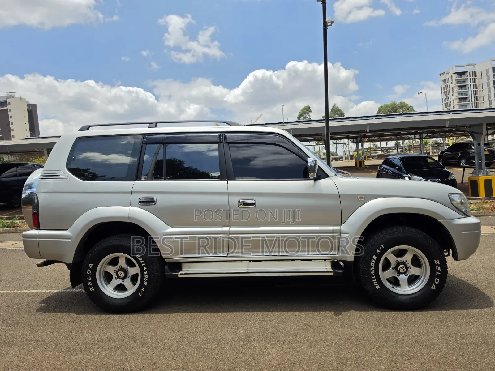 Toyota Land Cruiser Prado 2.7 16V 5dr 2001 Silver