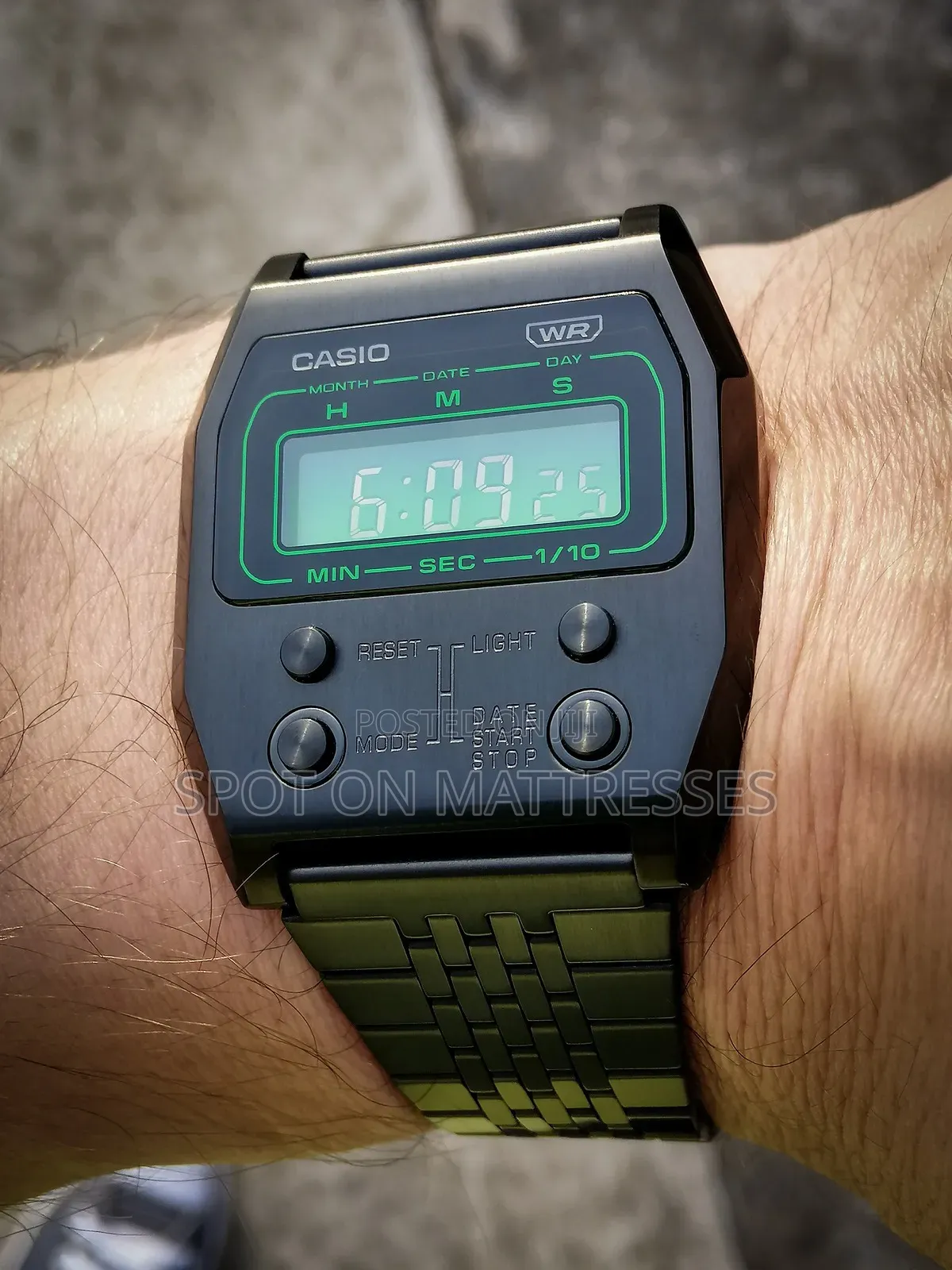 Casio Vintage With Front-Facing Control Buttons. We Offer Delivery!