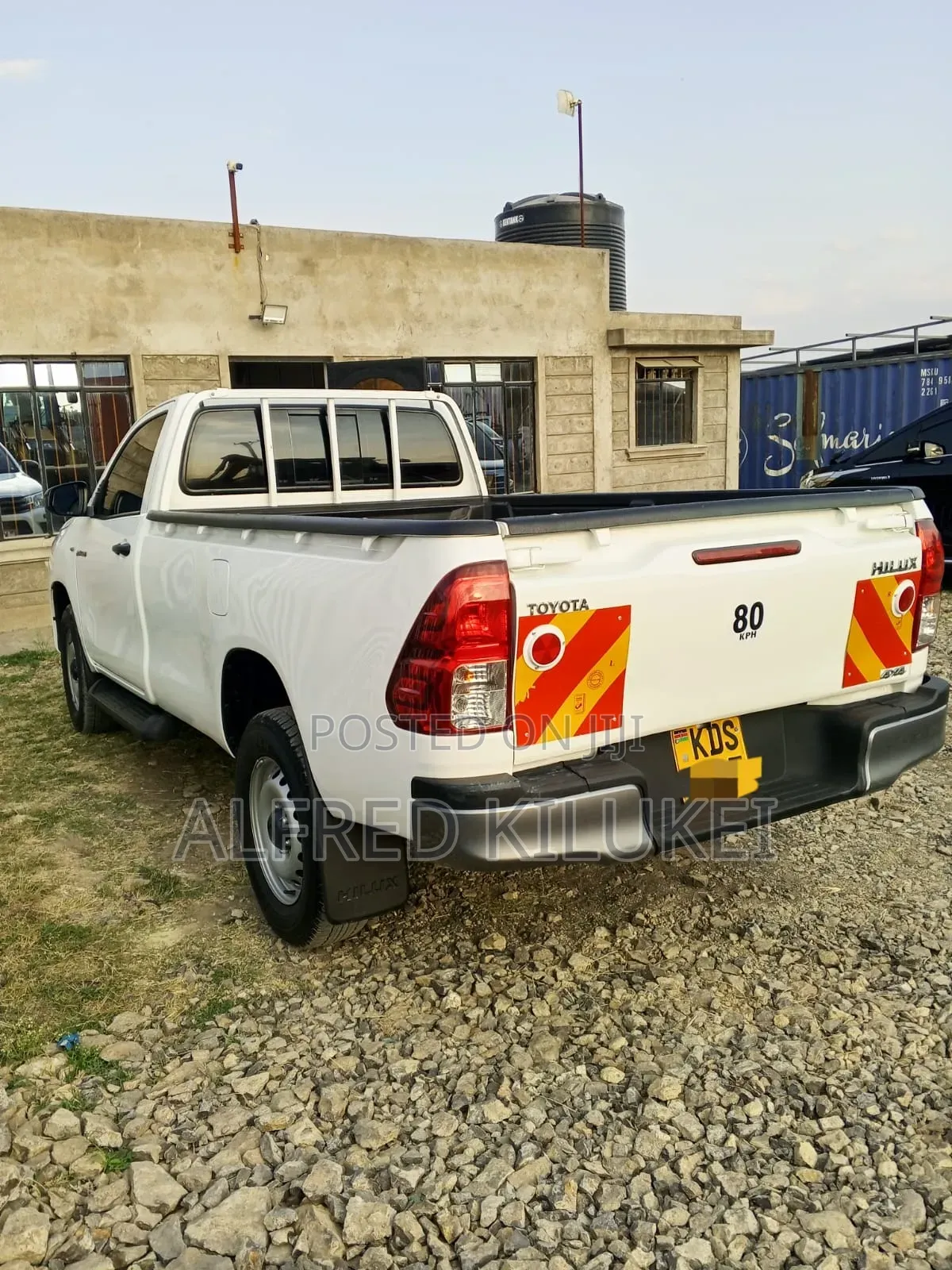 Toyota Hilux 2025 White