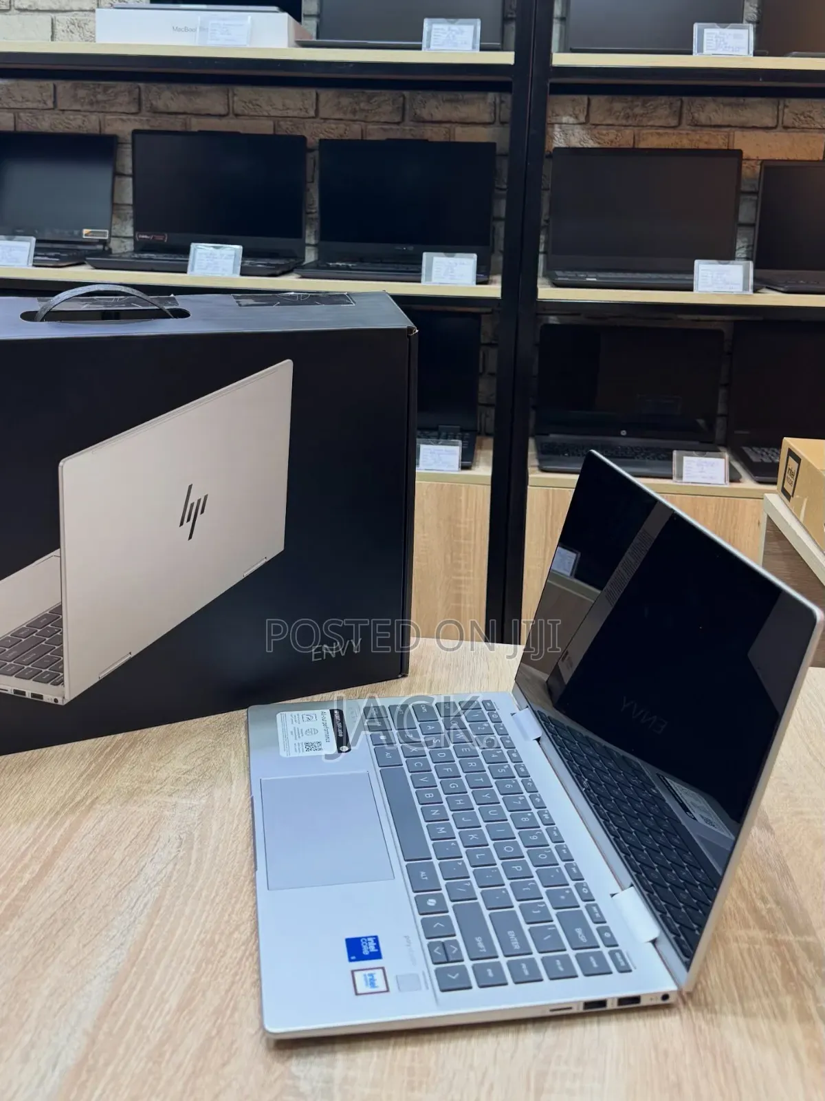 Laptop HP Envy x360 13z 8GB Intel Core i7 SSD 512GB