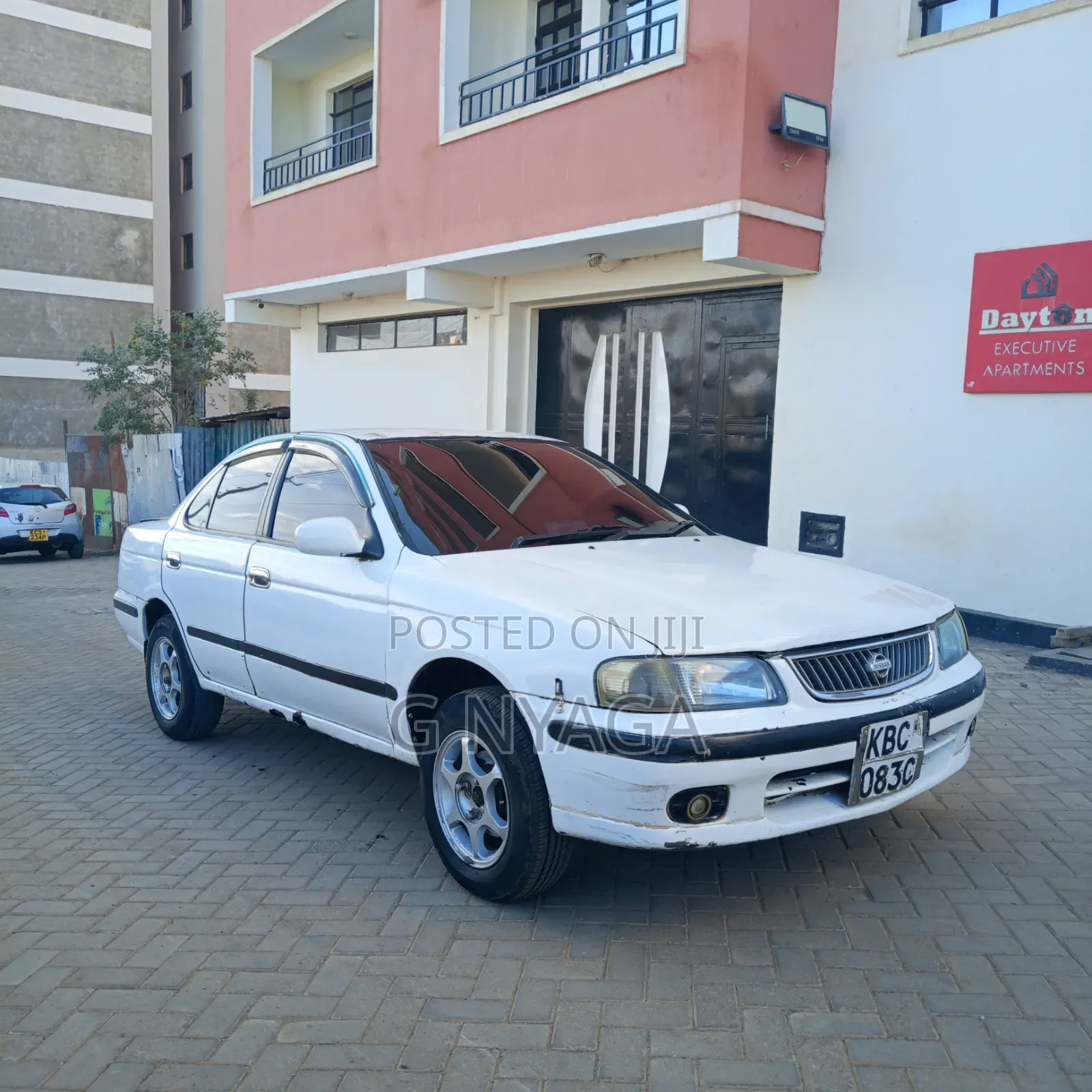 Nissan FB15 2001 White