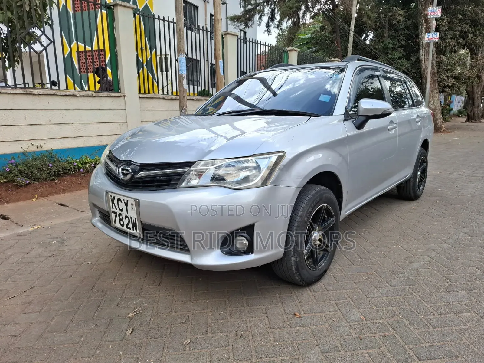 Toyota Corolla Fielder 1.5 Petrol FWD 2013