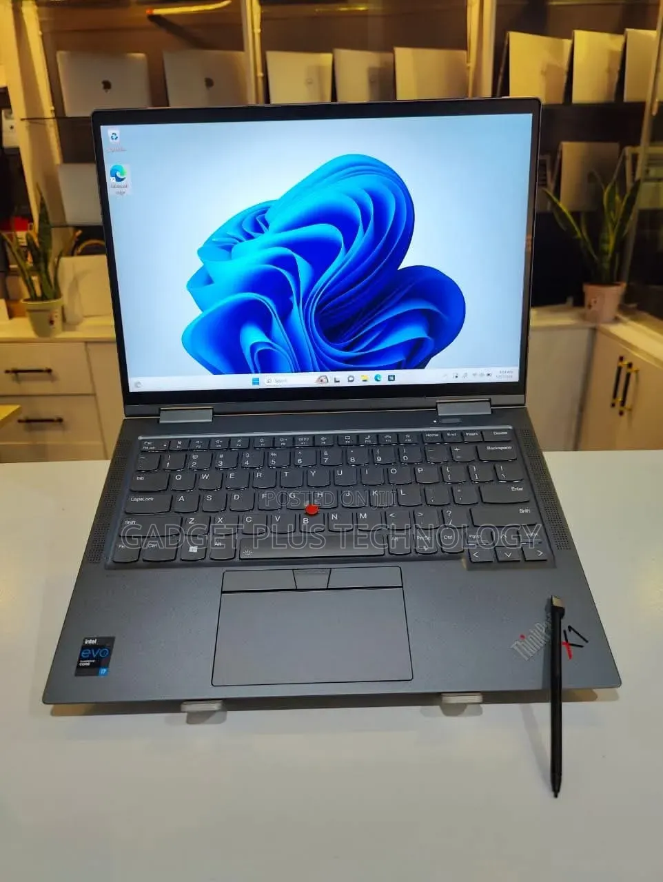 Laptop Lenovo ThinkPad X1 Yoga 32GB Intel Core i7 SSD 512GB