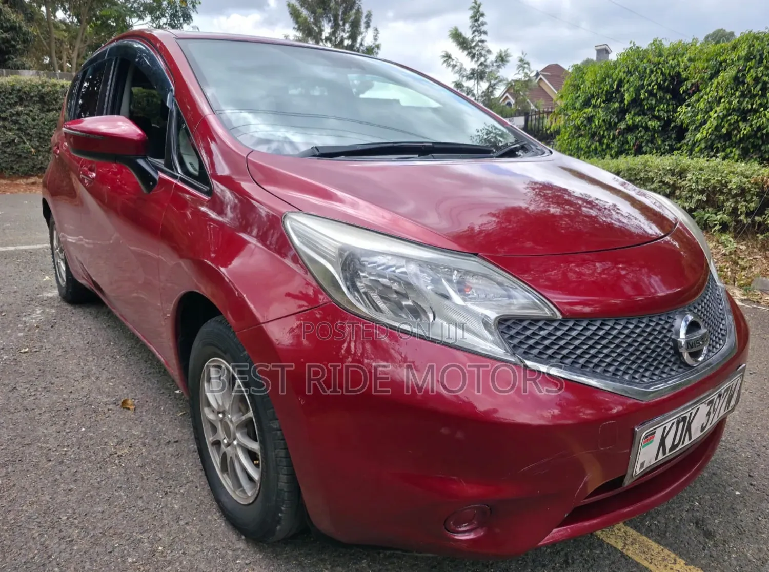 Nissan Note 1.2 Petrol 2015 Red