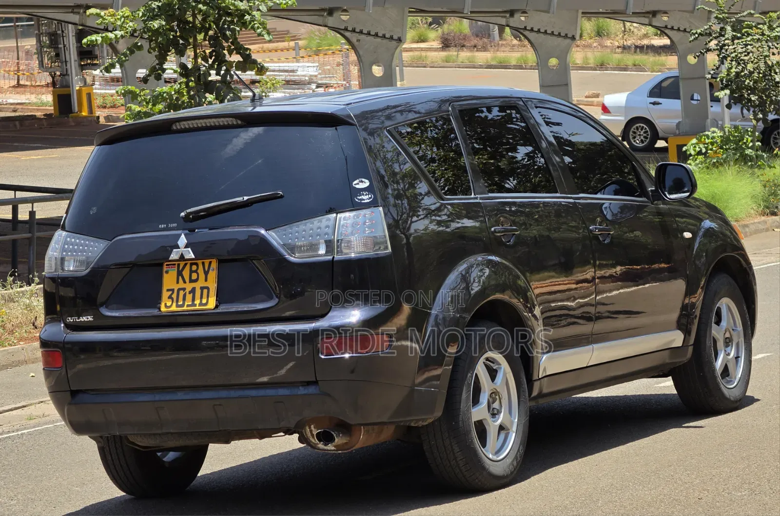 Mitsubishi Outlander 2.4i GLS Automatic 4x4 2007 Black