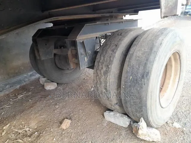 Trailer
Dump Trailer Tandem Axle