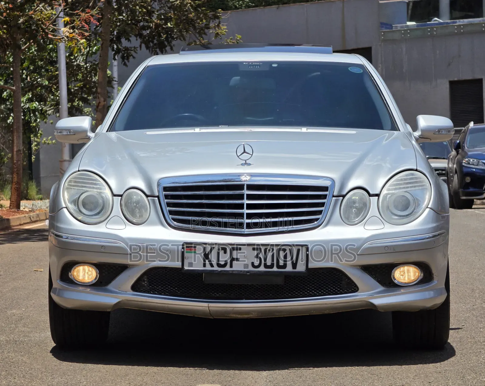 Mercedes-Benz E300 2008 Silver