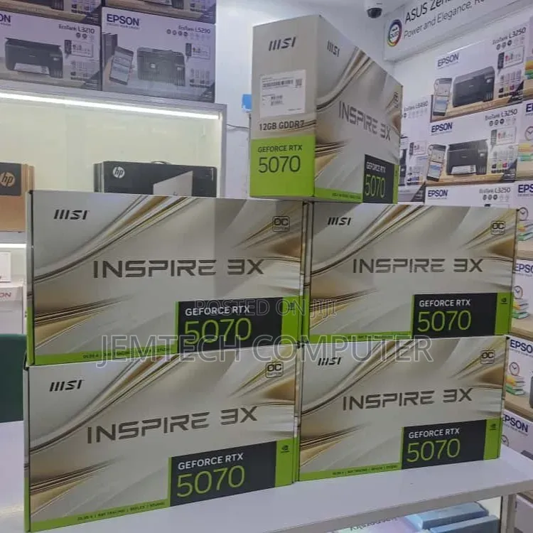 Msi Geforce RTX 5070 Inspire 3x 12gb Gddr7
