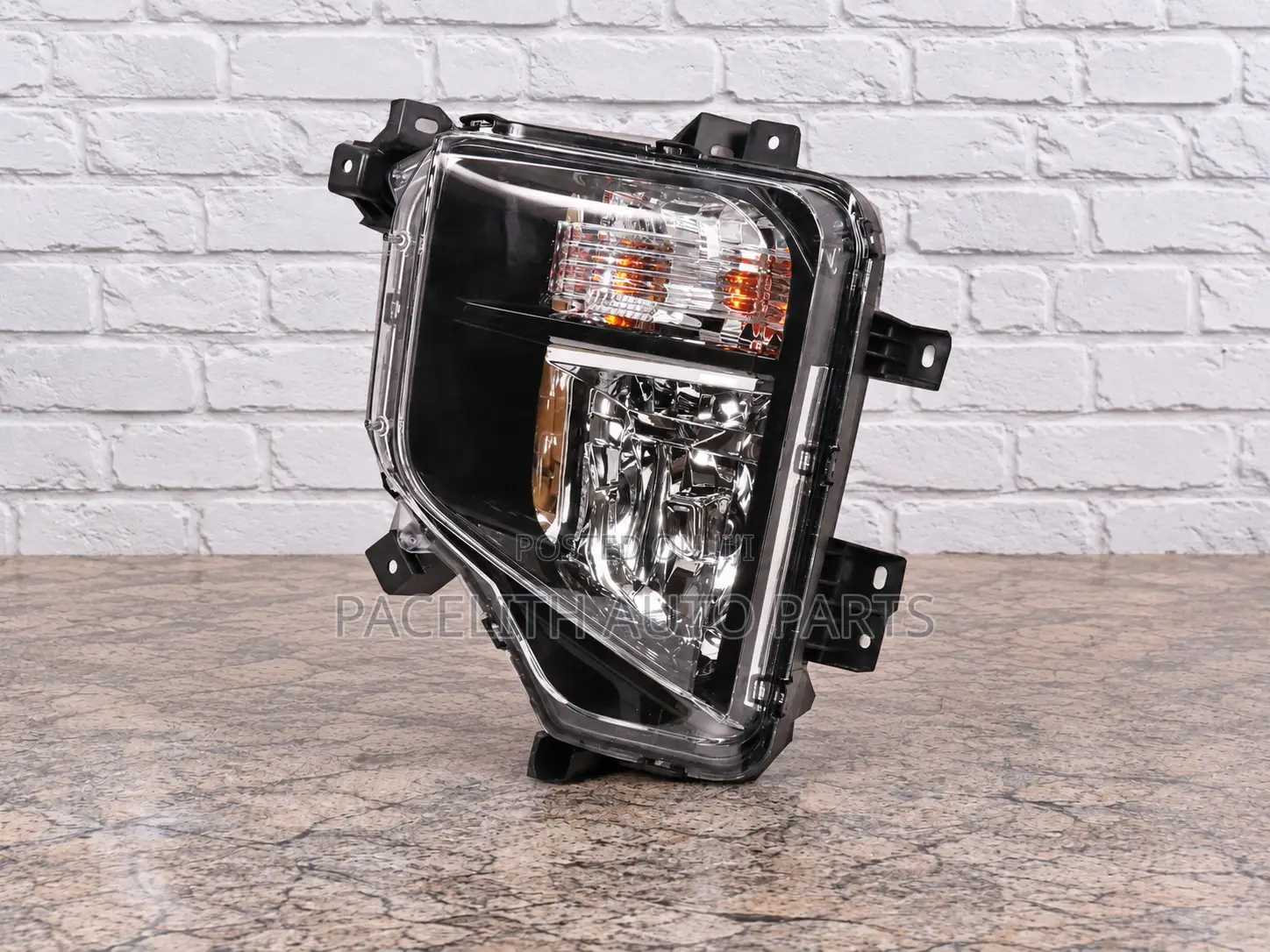 Casp Fog Lamp / Light Mitsubishi Triton L200 2019/2020/2021