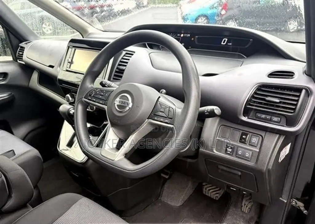 Nissan Serena 2020 Black