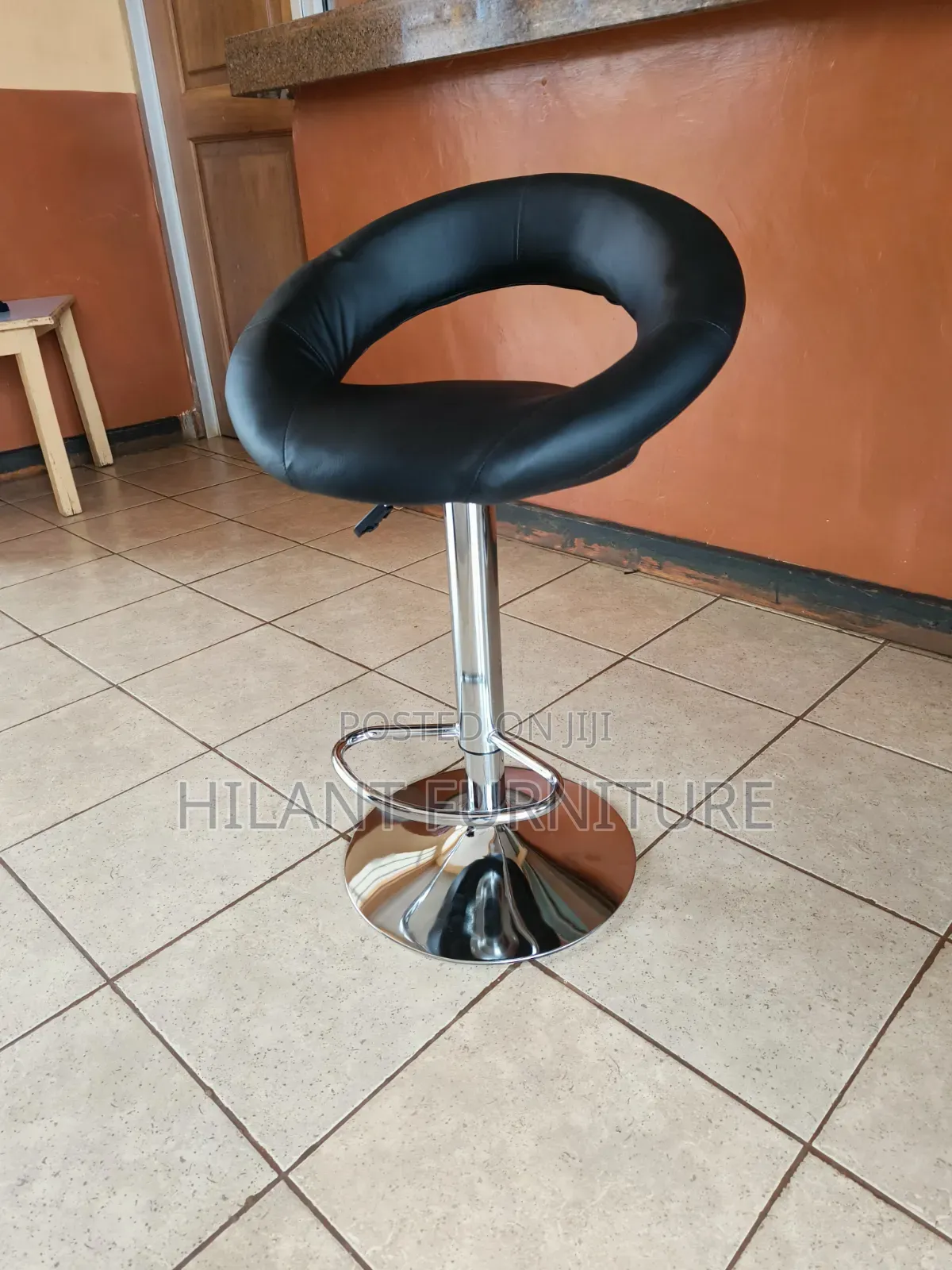 Swivel Adjustable Height Counter Stool