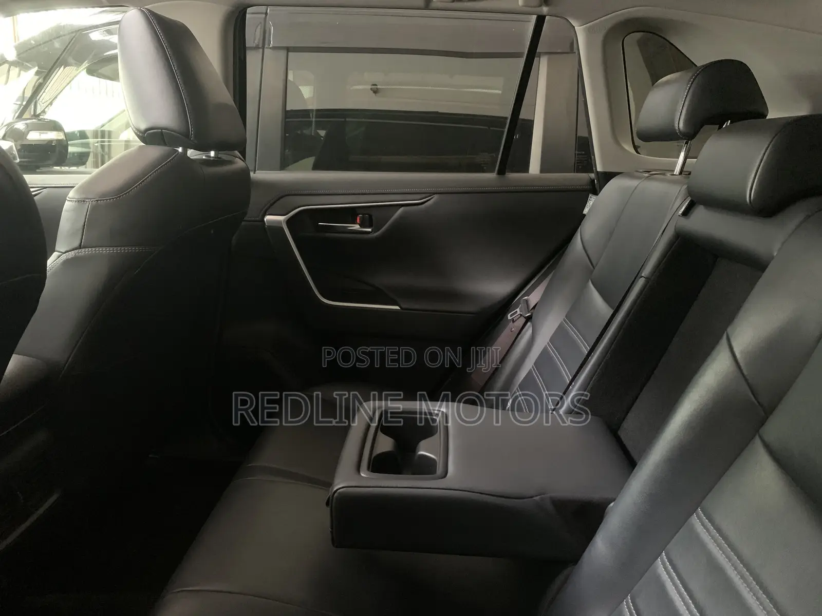 Toyota RAV4 Limited FWD 2020 Matt Black