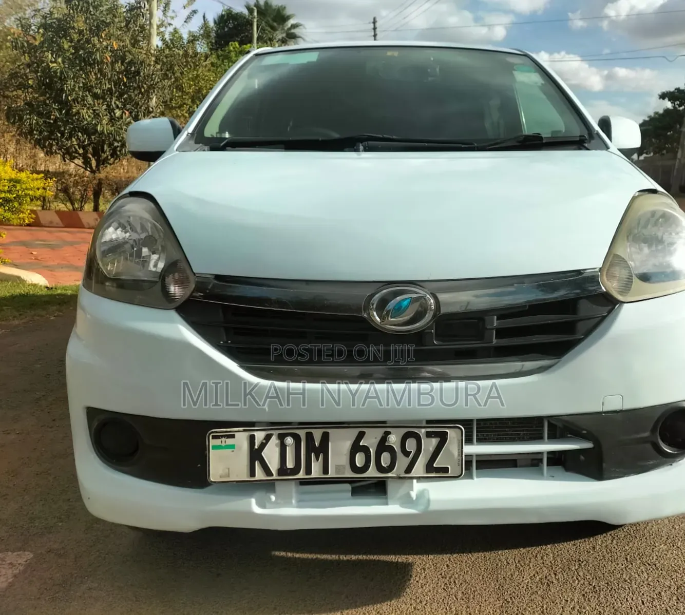 Daihatsu Mira 2016 White