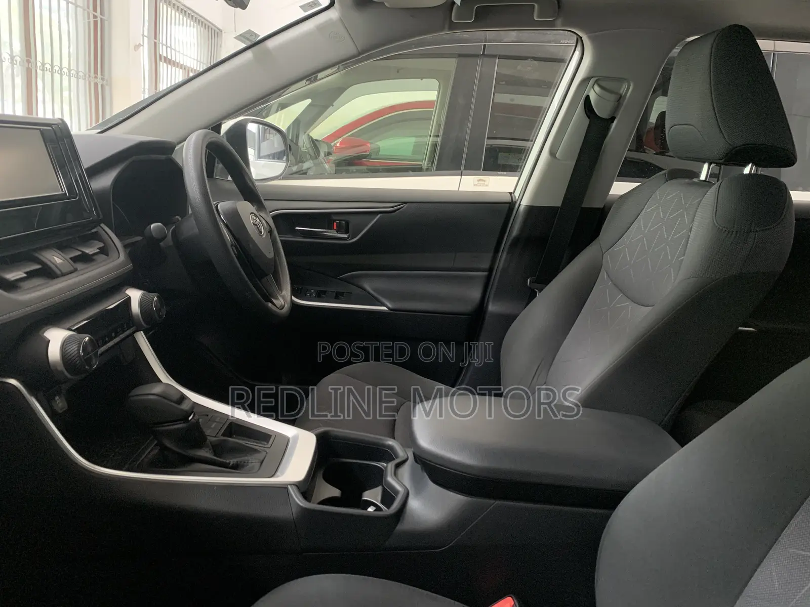 Toyota RAV4 Limited AWD 2020 White