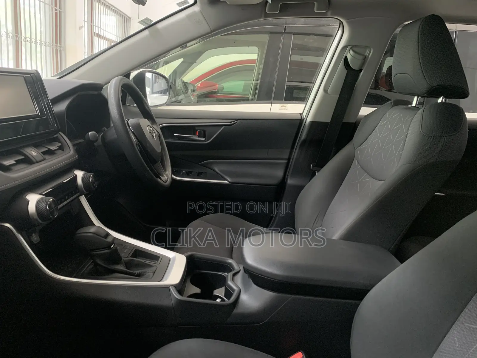 Toyota RAV4 Limited AWD 2020 White