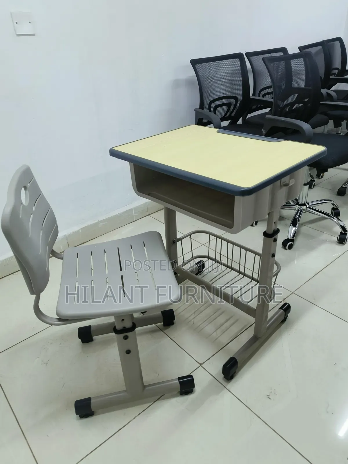 Adjustable Height Kids Study Desk