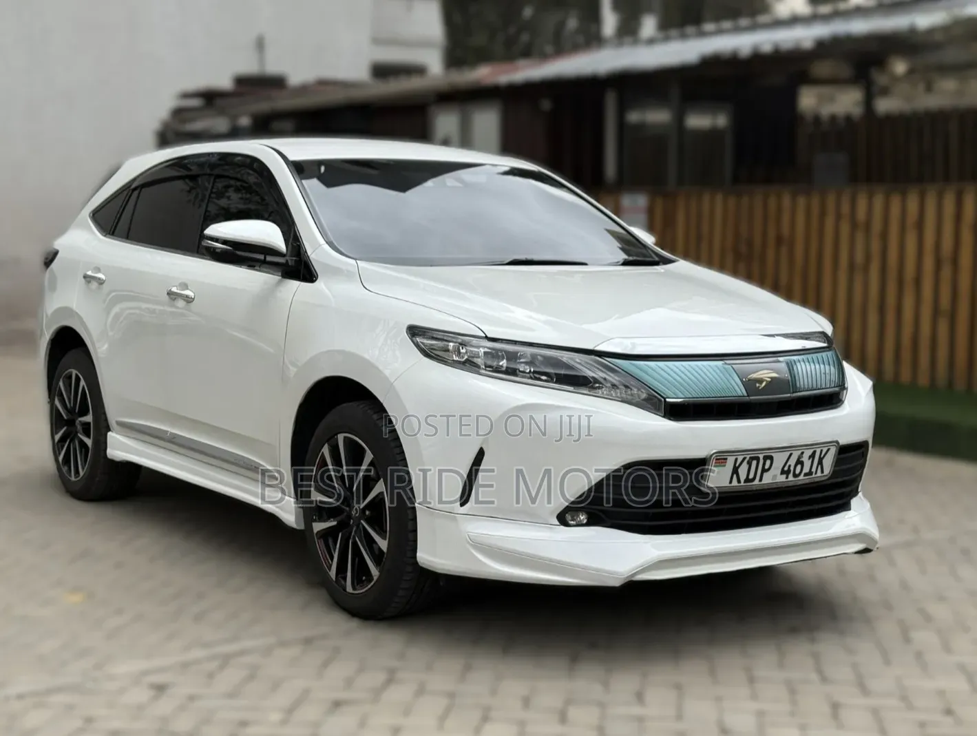 Toyota Harrier 2.0 2018 Pearl