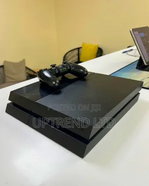 Fc27 Black Sony Playstation 4 Chipped With Fc 27 + Other Games